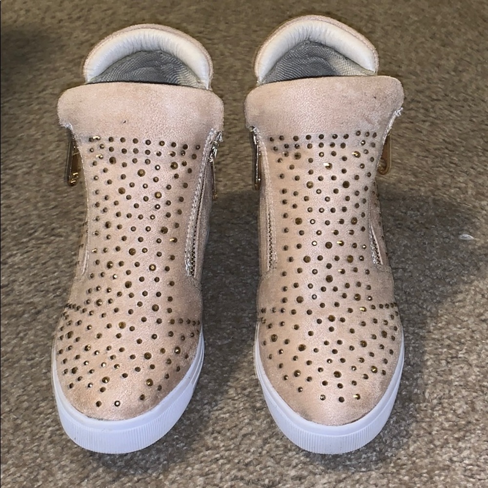 Wedges - Picture 3 of 3